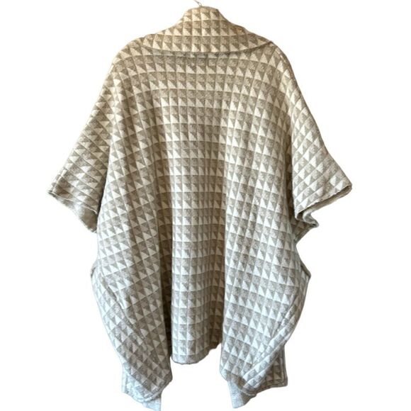 NEW Joie Tan And Cream Sweater Vest - Picture 6 of 7